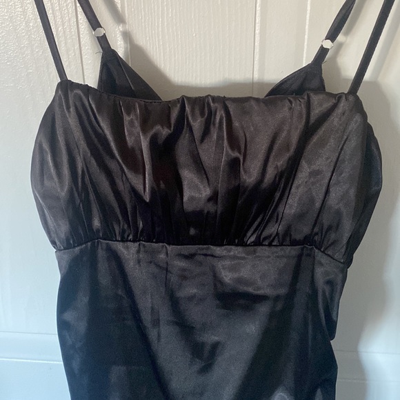 Black Party Dress - Picture 3 of 4